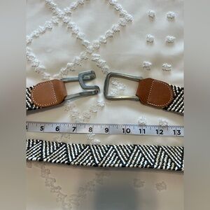 Coldwater Creek Elastic Belt Women's L/XL Woven with Leather Tabs silver hook